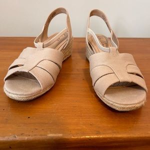 Nude Abella sandals 7.5. EUC